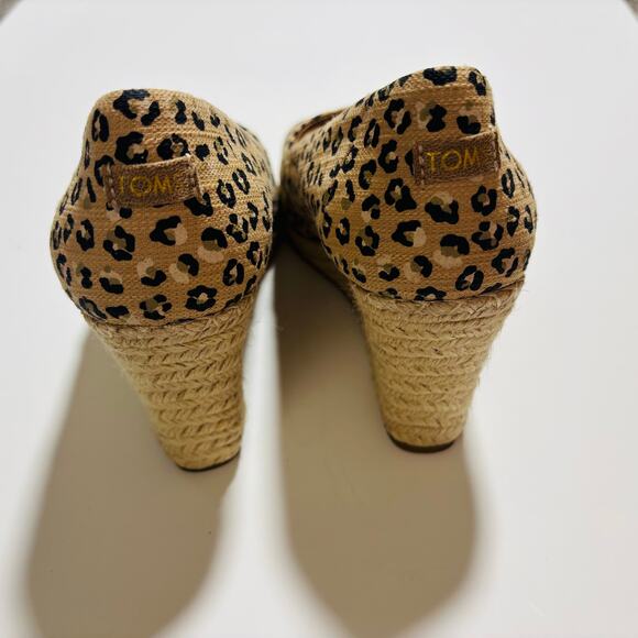 TOMS Cheetah Print Wedges – Peep Toe Espadrille Heel - Picture 7 of 9